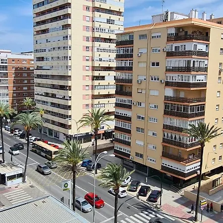 Avenida Paseo 3 2 Baños *